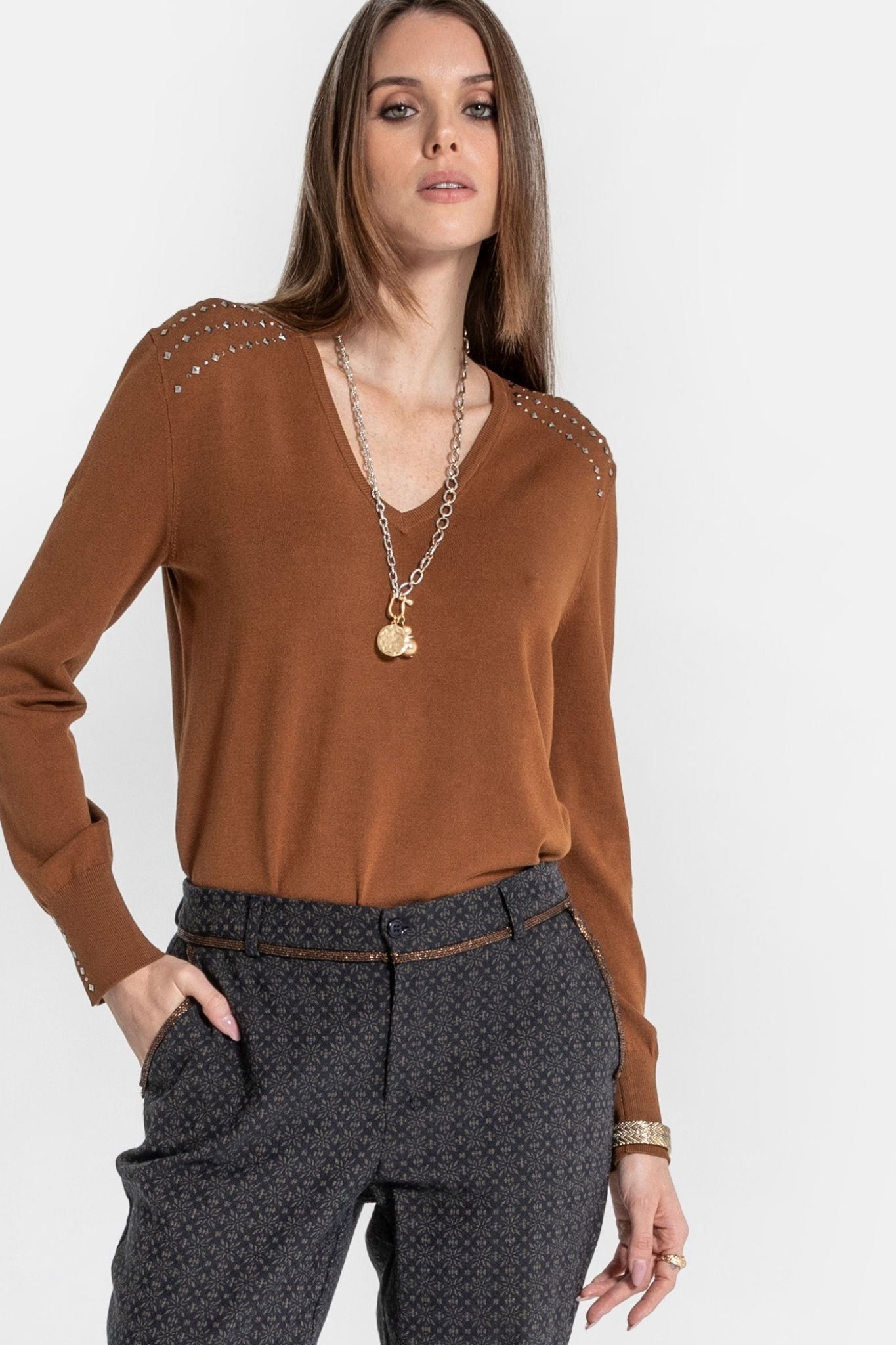 Pull clouté moka | Elora