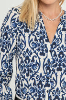 Blouse à motif bleu azur | Elora