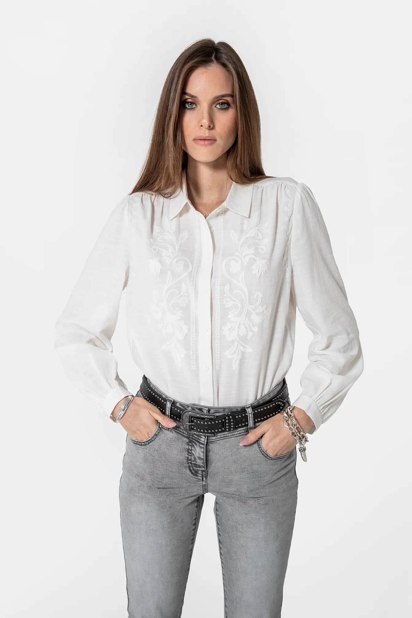 Chemise à broderie écru | Elora