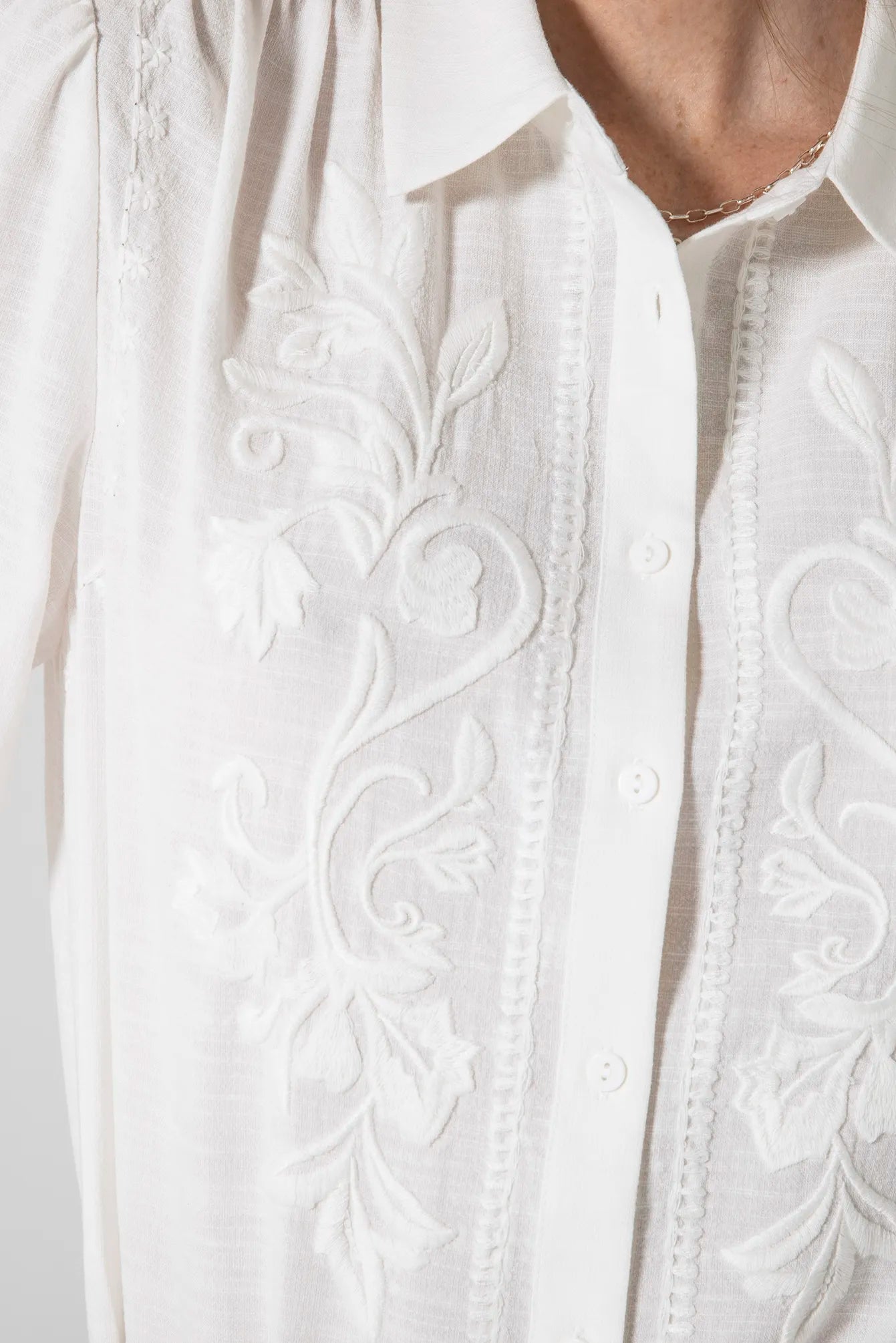Chemise à broderie écru | Elora