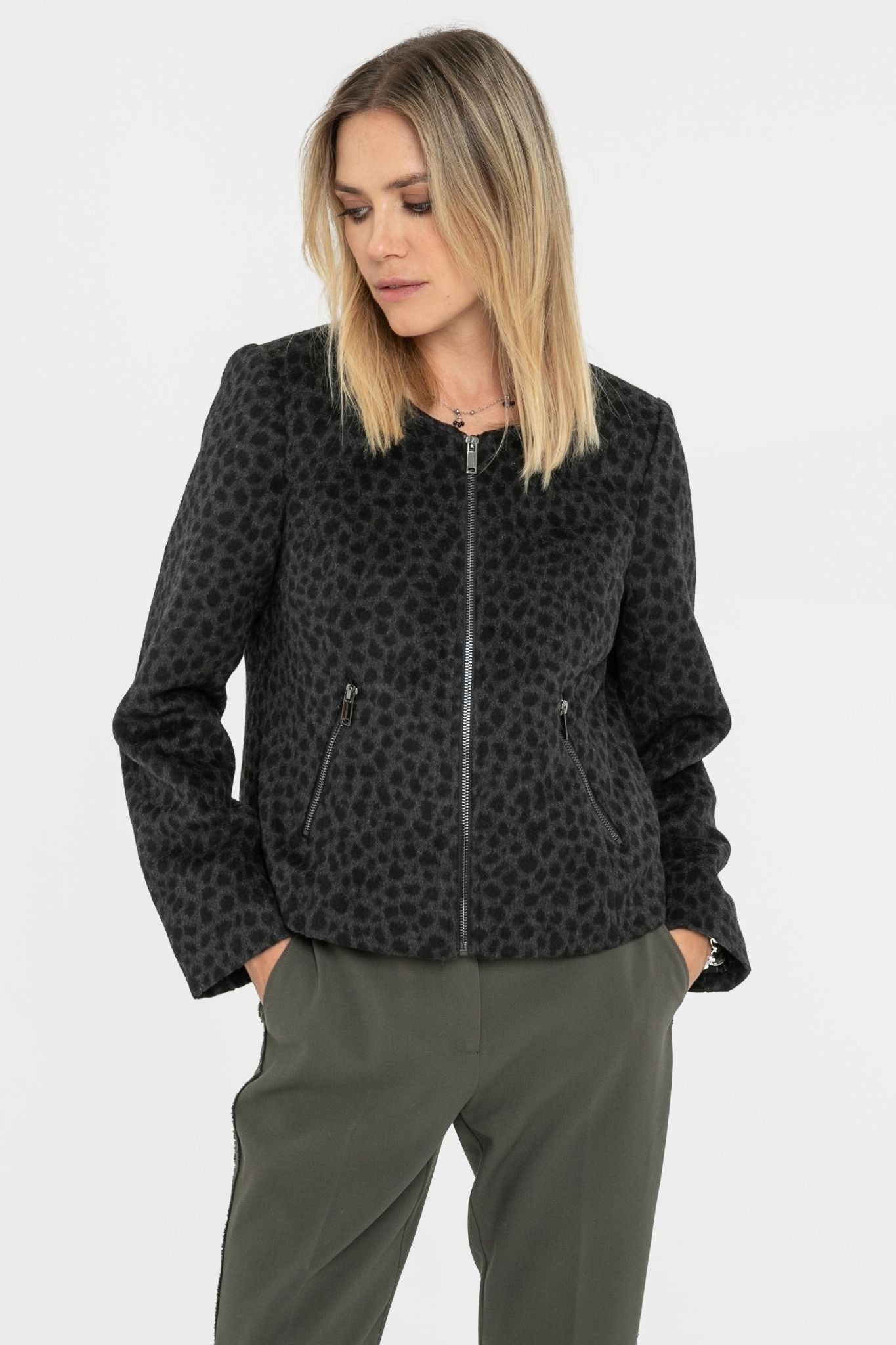 Veste inspiration couture imprimé léopard noir et gris | Elora