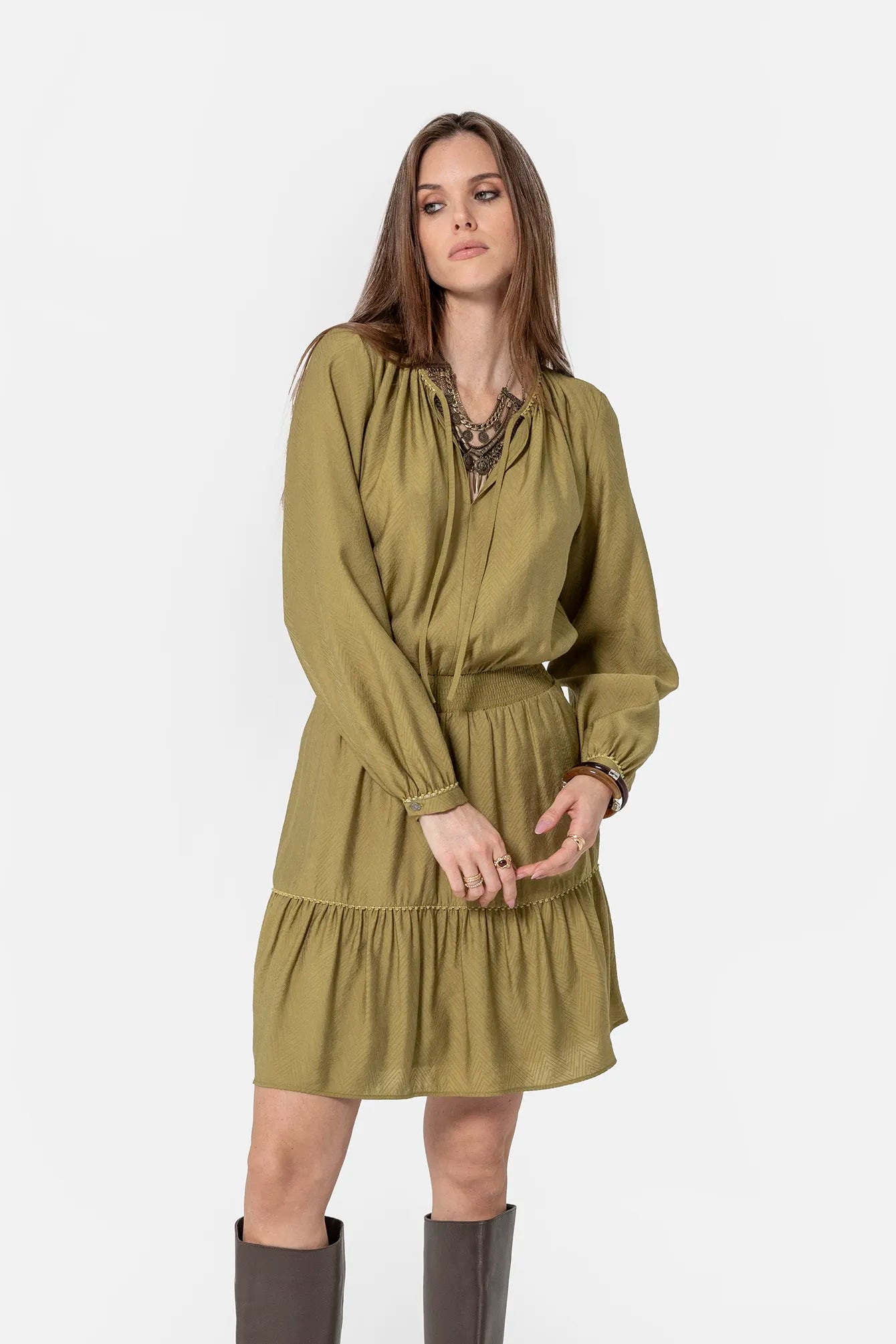 Robe courte cintrée pistache | Elora