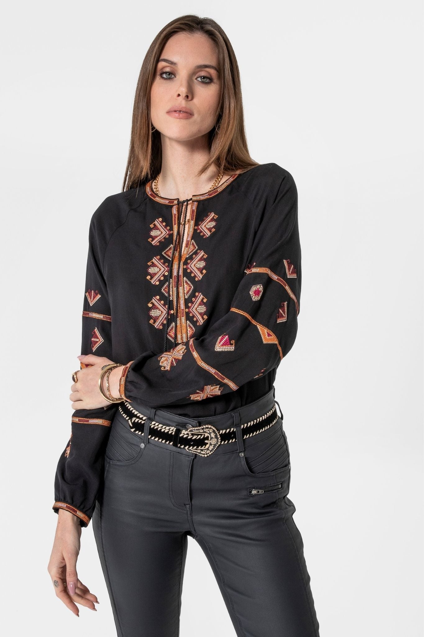 Blouse inspiration pirate noir | Elora
