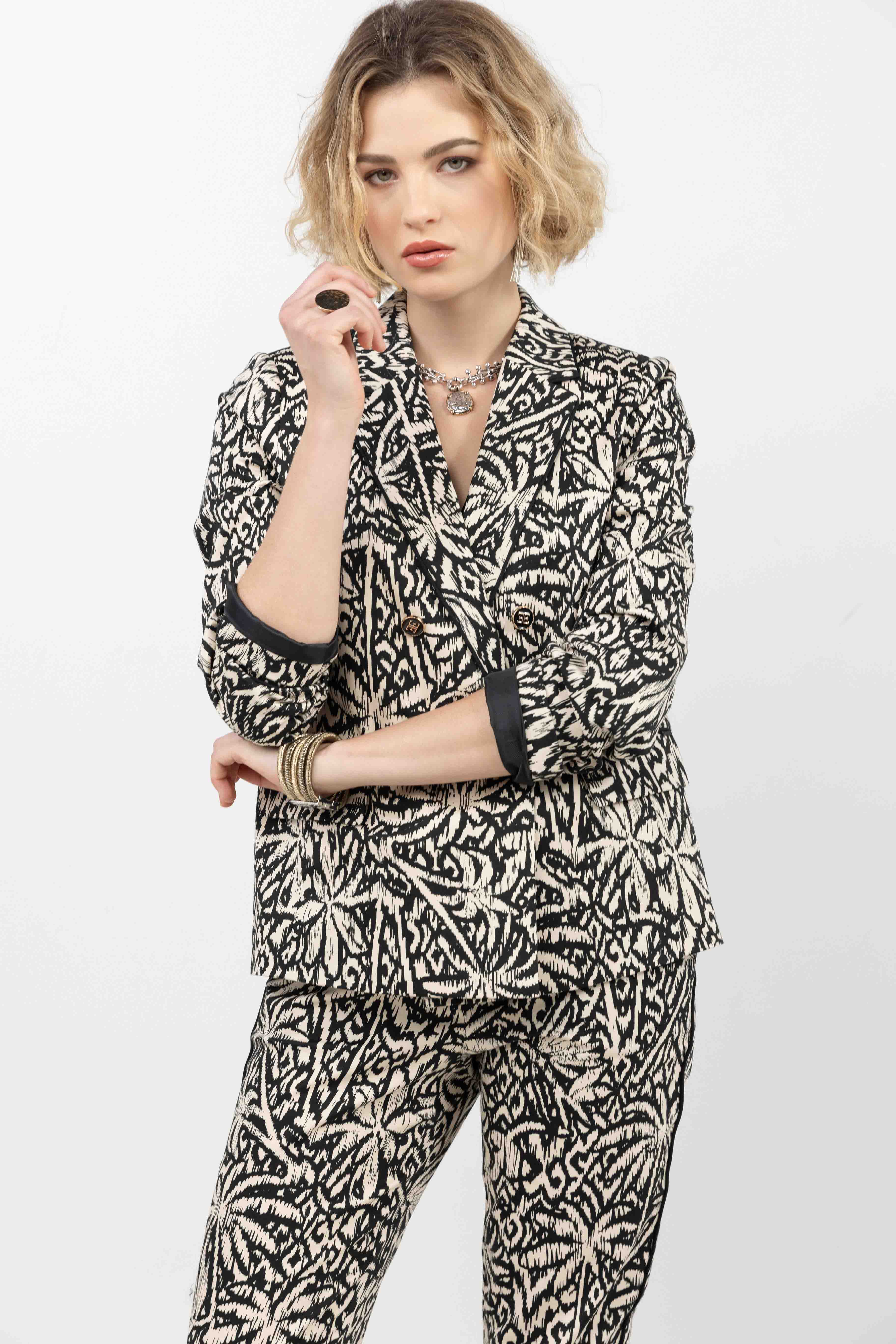 Veste imprimé écru et noir chic | Elora