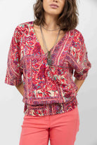 Blouse imprimée rouge rose orientale | Elora