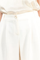 Pantalon écru large fluide élégant| Elora