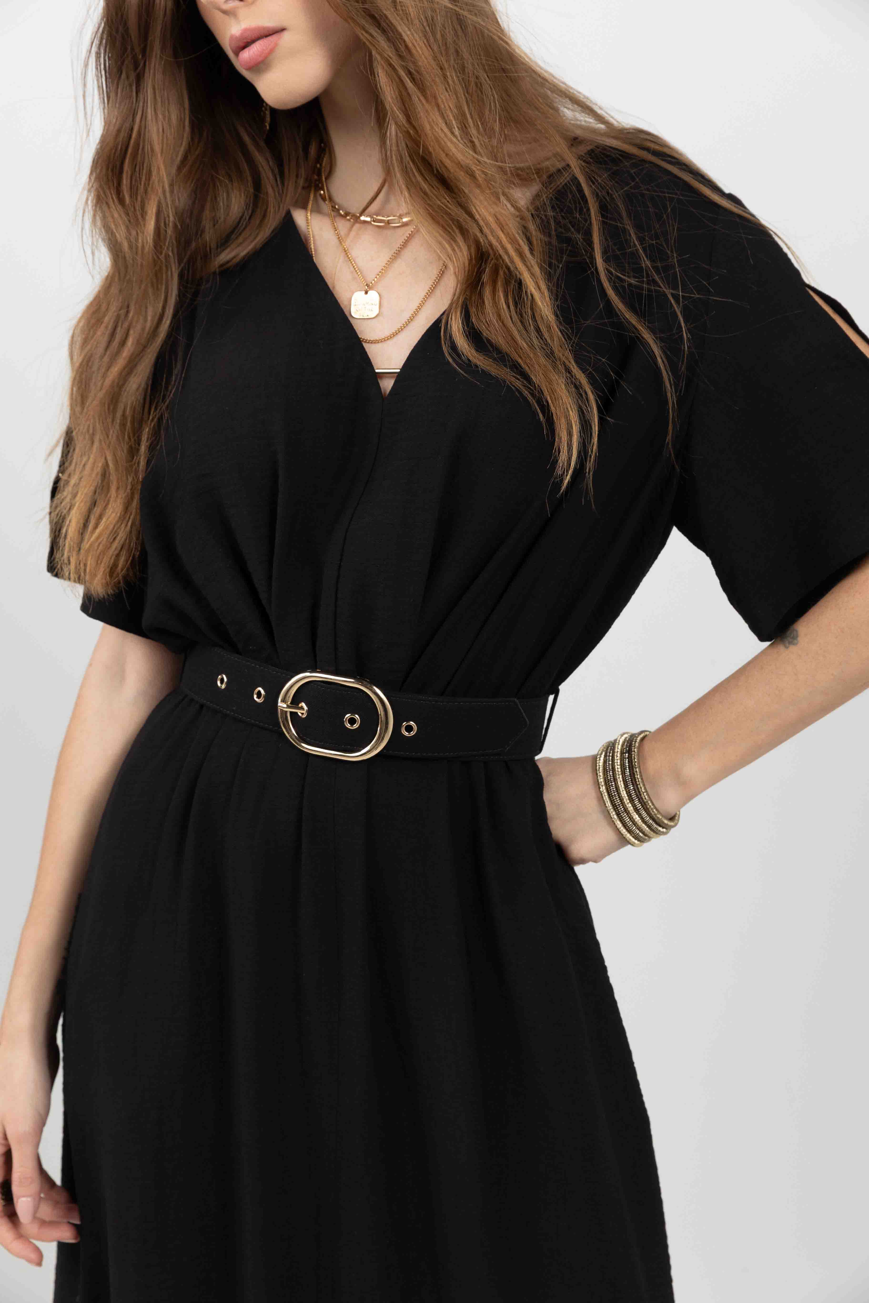 Robe longue noire élégante ceinturée | Elora