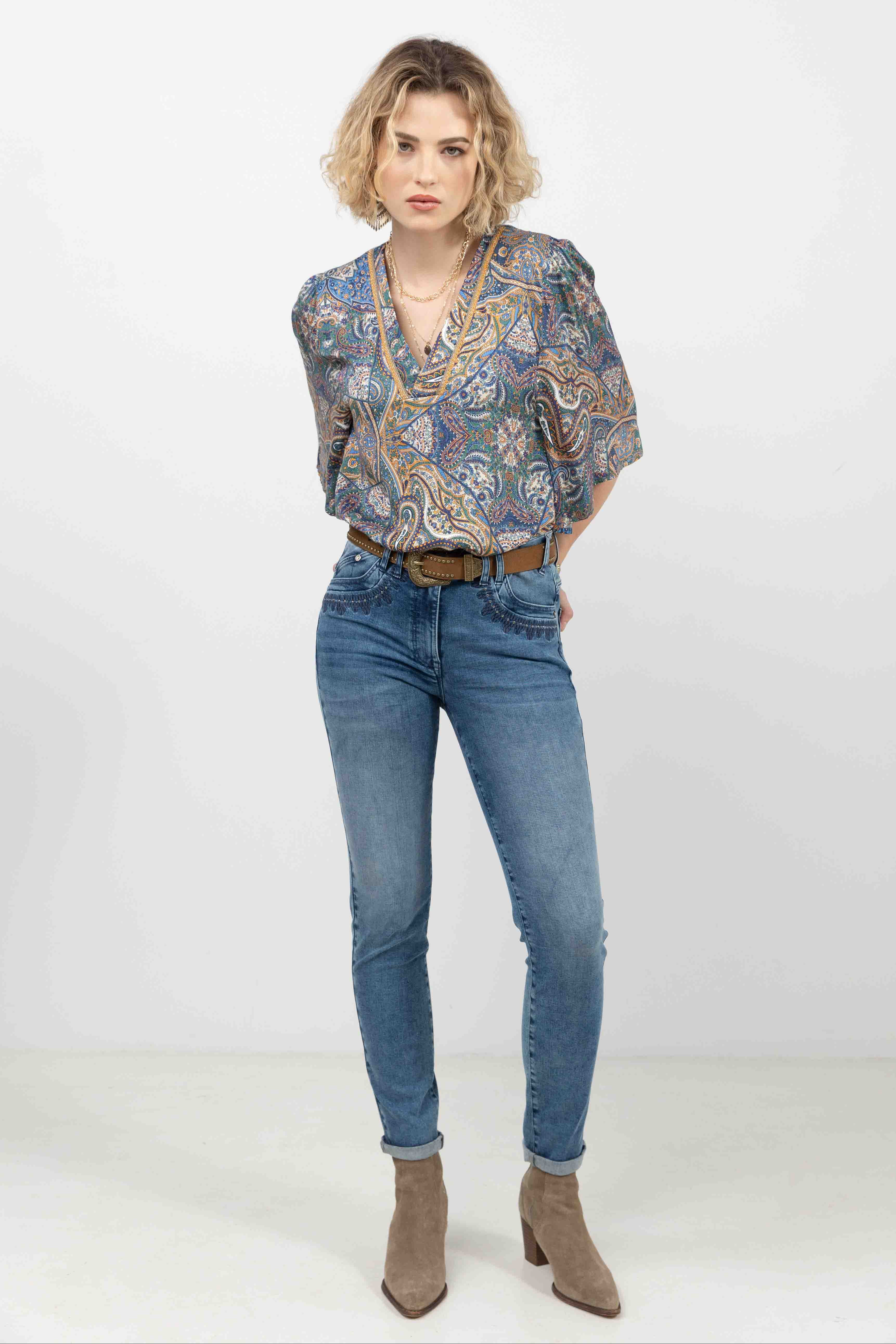 Jean bleu slim avec broderies | Elora