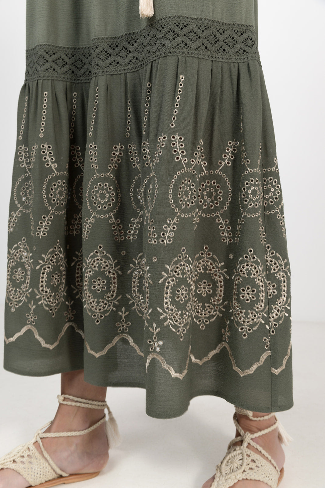 Robe longue kaki bohème broderie | Elora