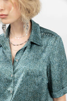 Chemise satin imprimé bleu | Elora