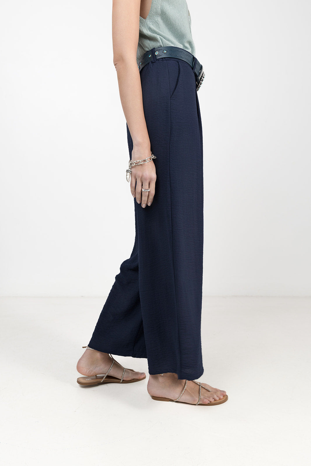 Pantalon marine large fluide élégant | Elora