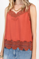 Caraco terracotta fluide dentelle féminine | Elora