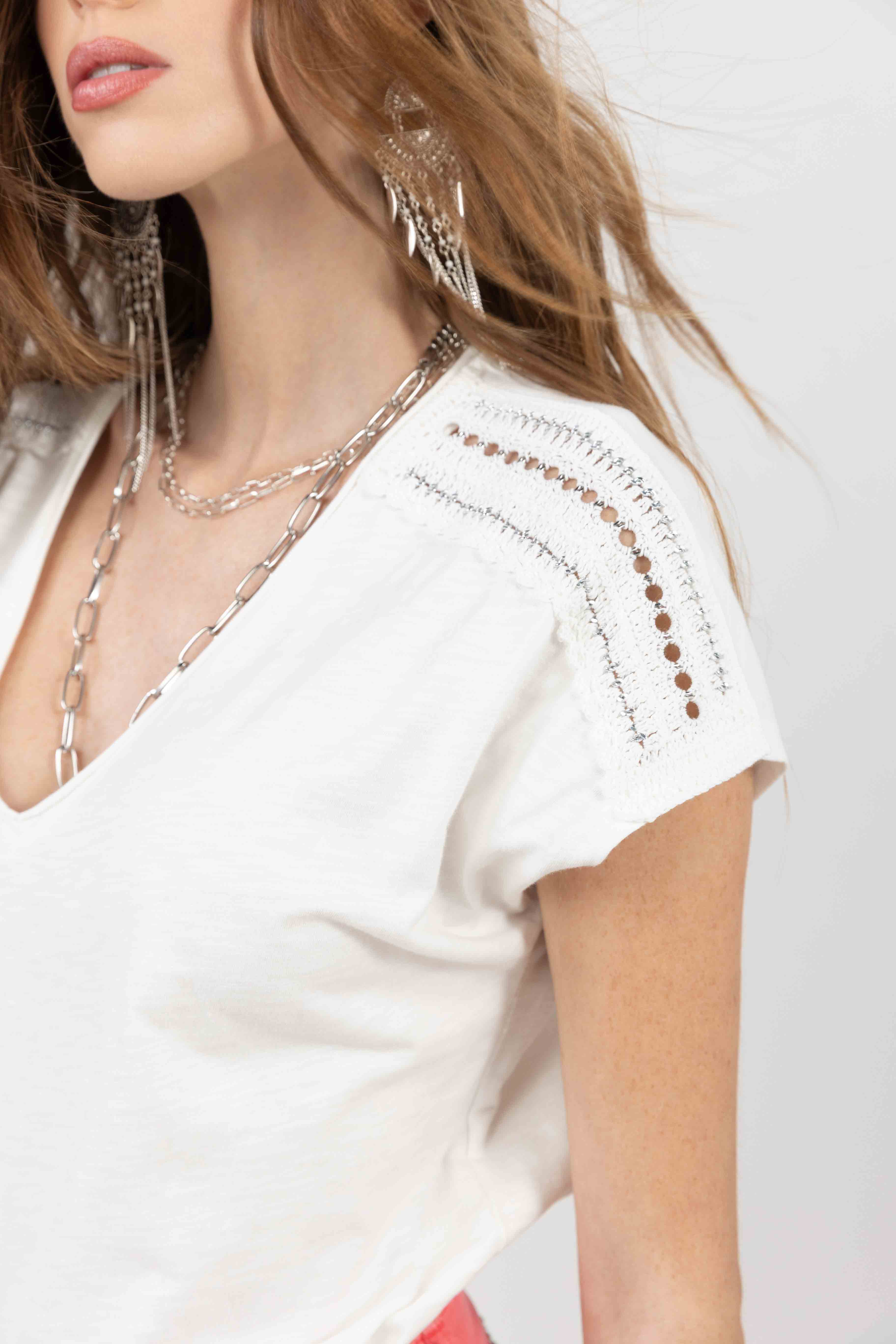 T-shirt écru épaules en crochet | Elora