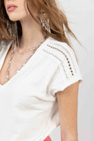 T-shirt écru épaules en crochet | Elora