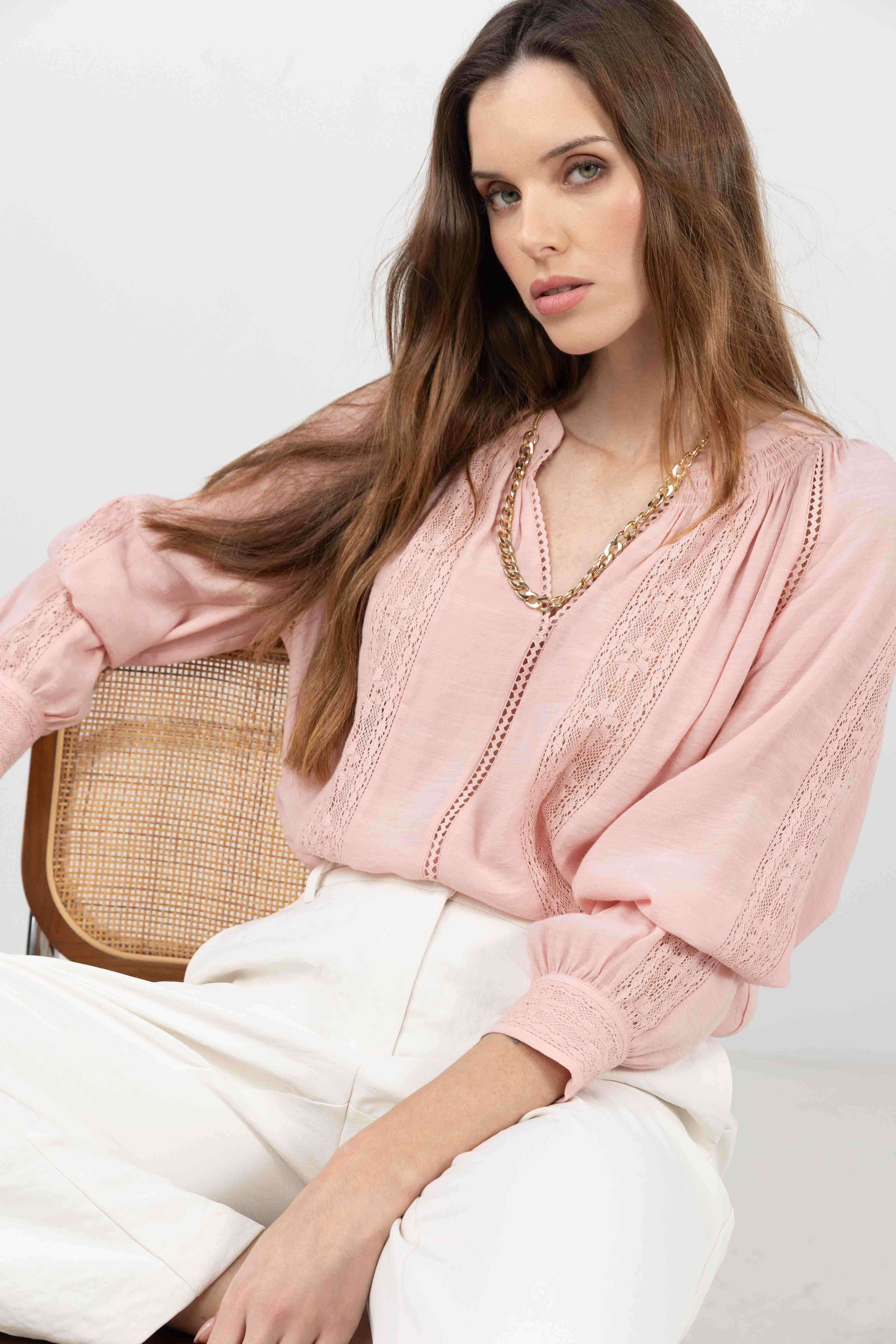 Blouse rose bohème dentelle fluide | Elora