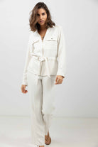 Veste écru chic ceinturée | Elora