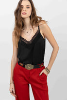 Caraco noir satin dentelle élégante | Elora