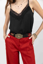 Caraco noir satin dentelle élégante | Elora