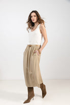 Robe midi rayée beige choco ceinturée | Elora