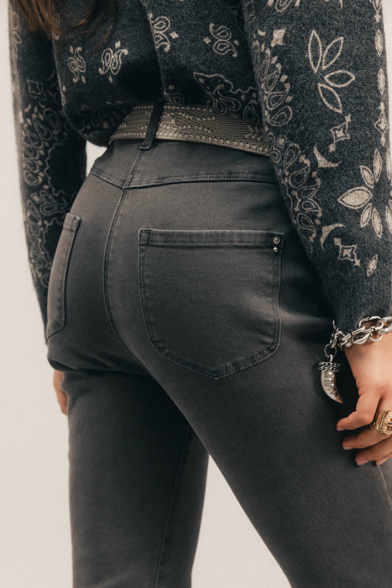 Pantalon gris coupe slim | Elora