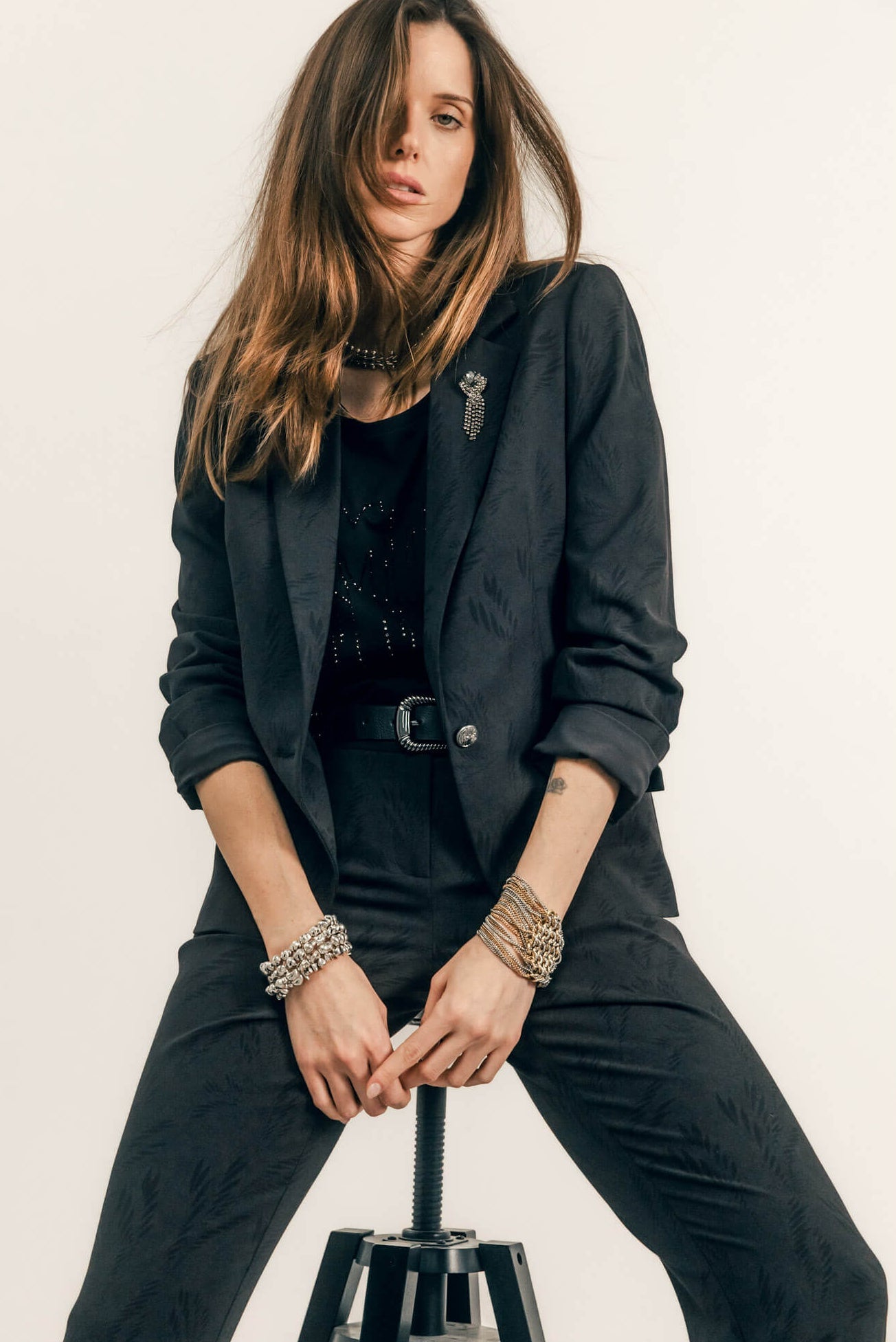 Veste tailleur imprimé broche rock | Elora