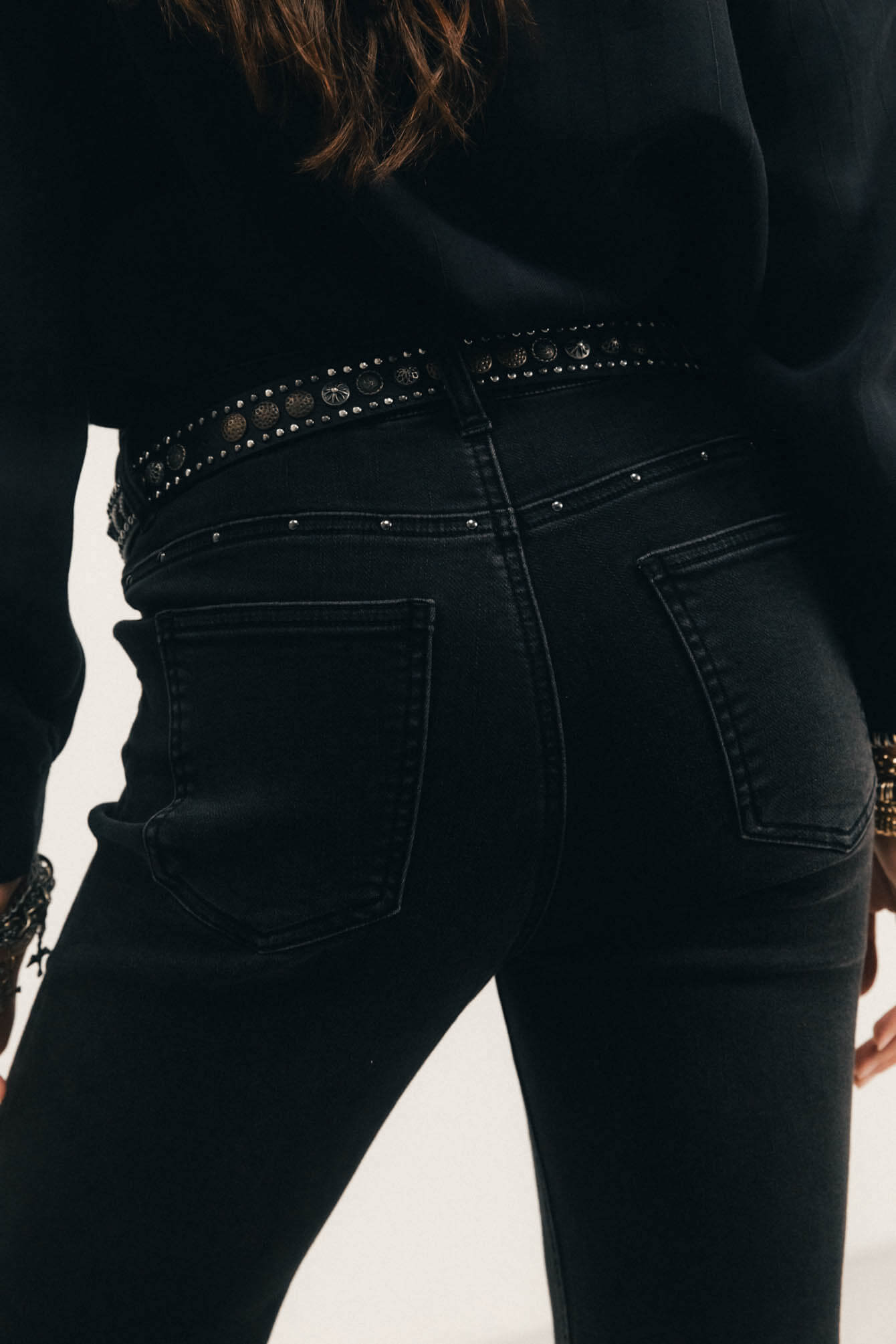 Jean flare noir esprit seventies | Elora