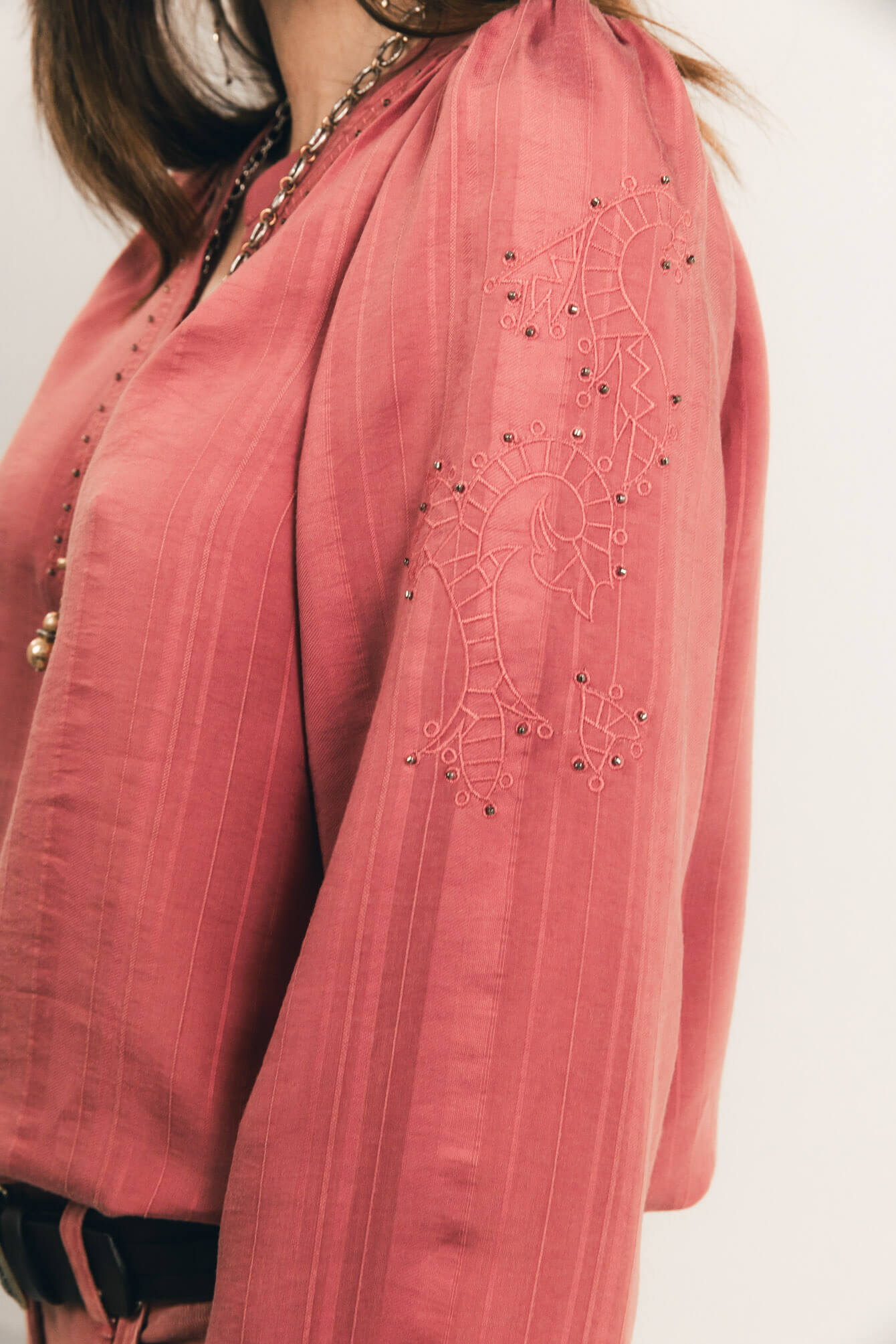 Blouse rose indien jacquard brodée | Elora