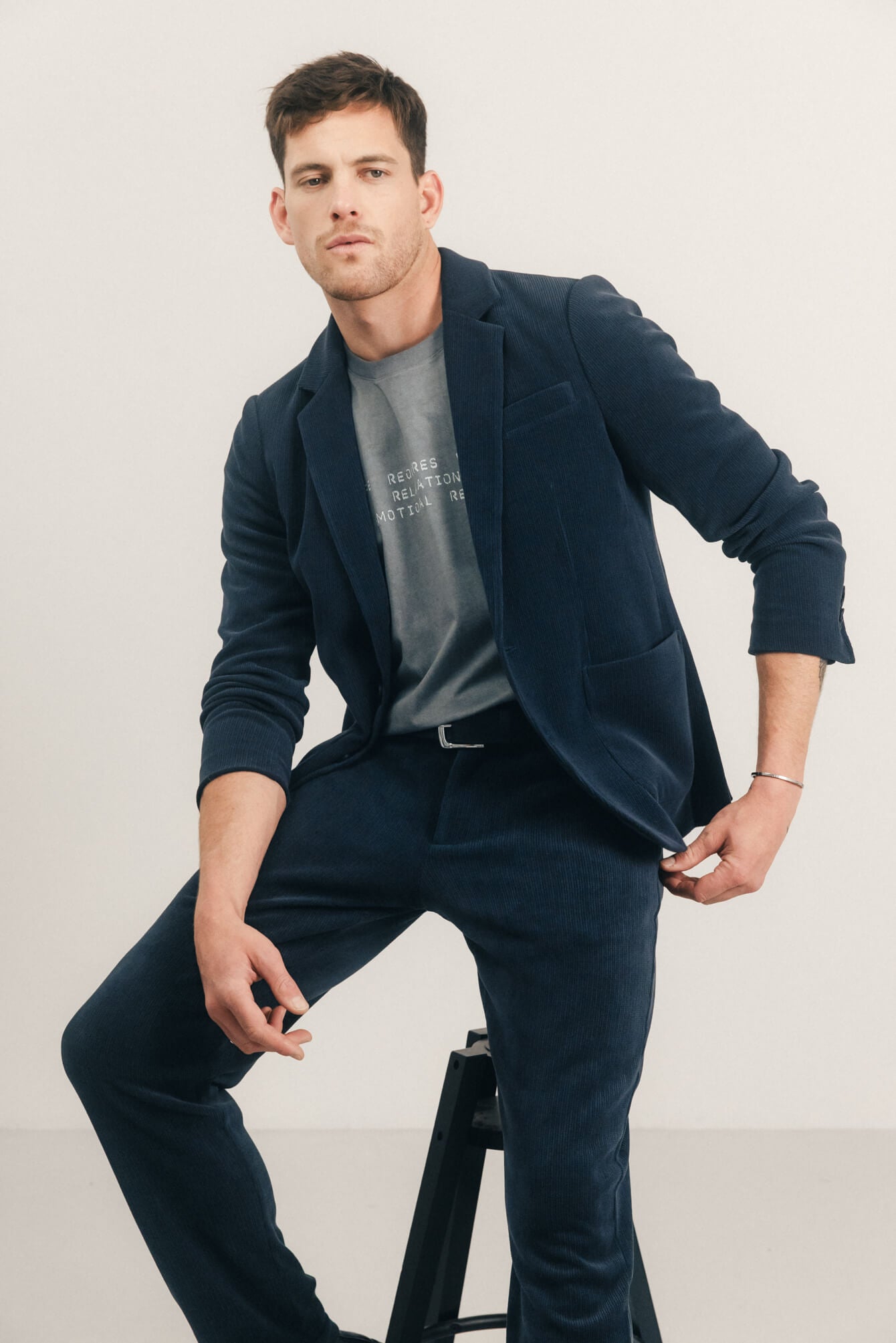 Pantalon navy velours côtelé fuselé | Elora