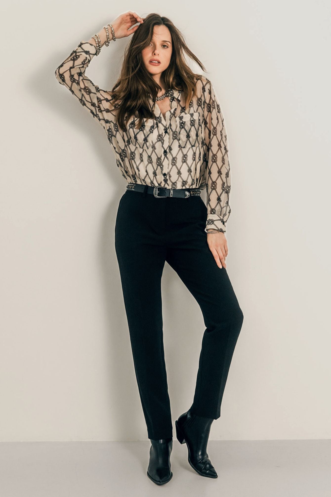 Pantalon noir cigarette chic | Elora