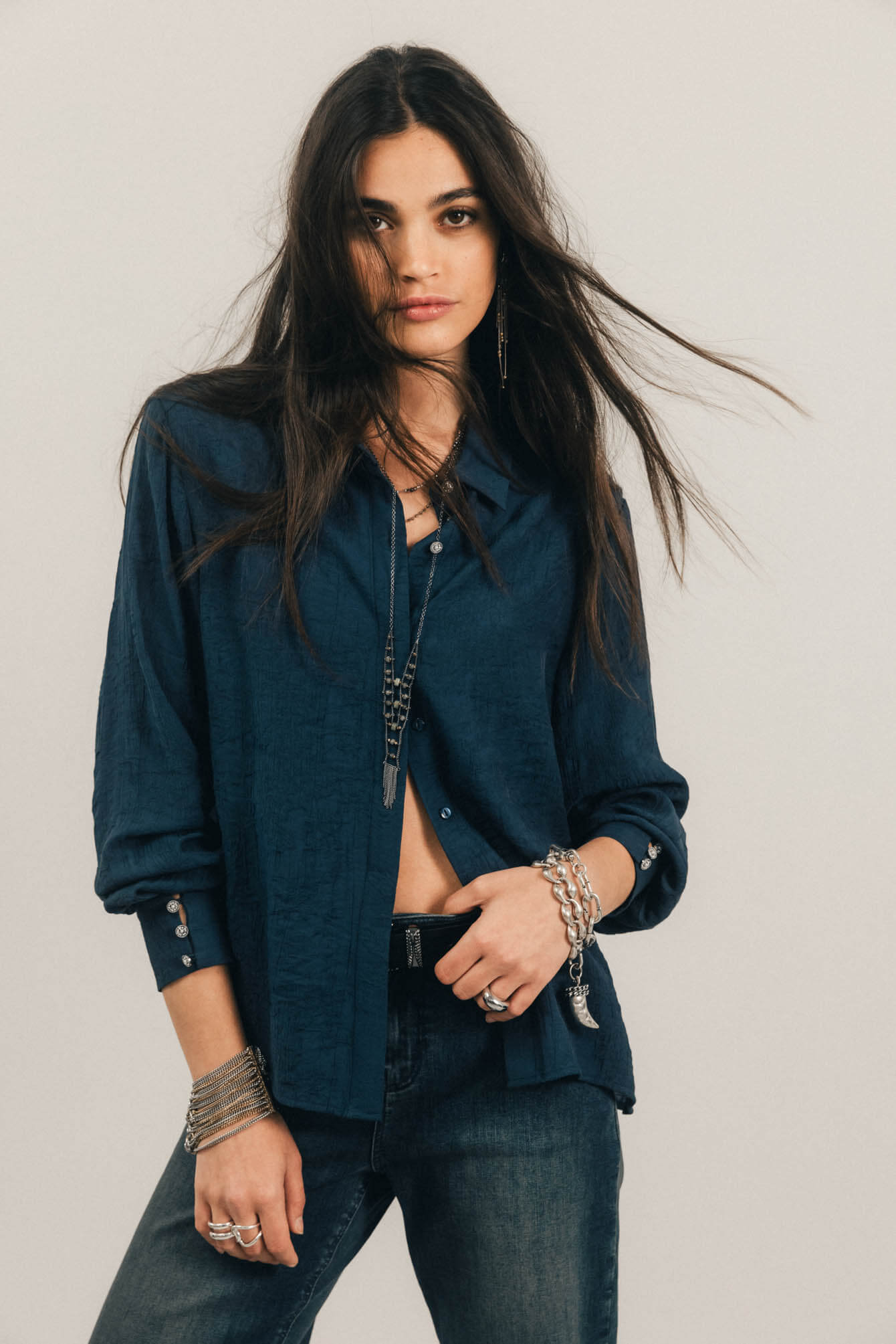 Chemise bleue jacquard satinée chic | Elora