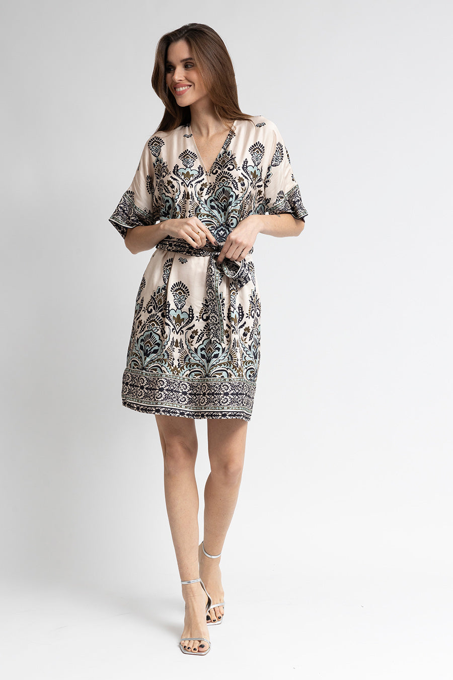 Robe kimono imprimé écru kaki et bleu | Elora