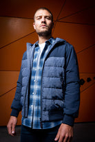 Blouson matelassé à capuche coloris navy | Elora