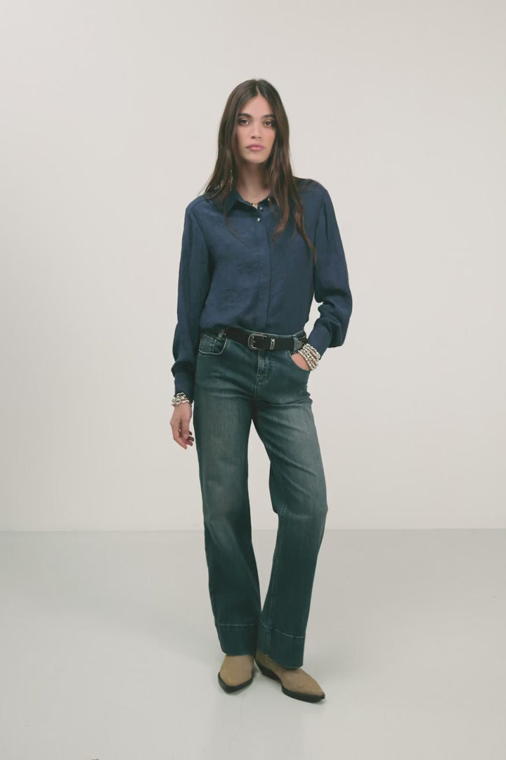 Chemise bleue jacquard satinée chic | Elora