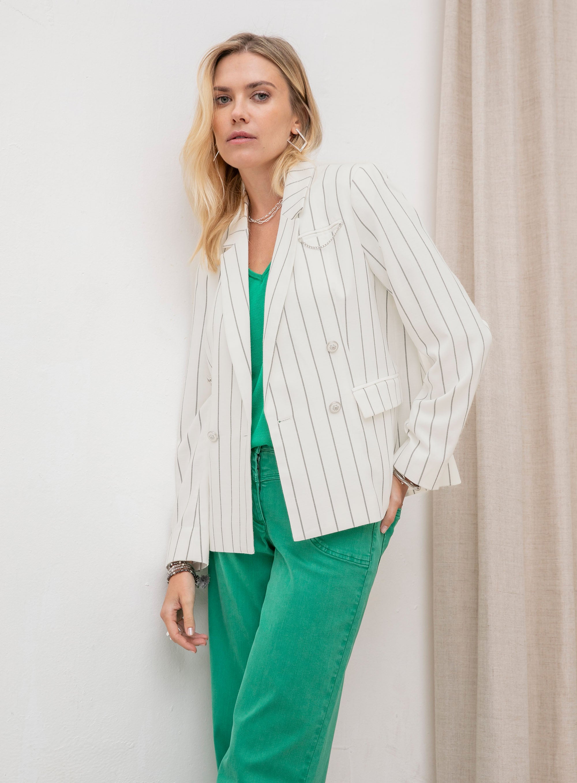 Veste tailleur rayée écrue et noire | Elora